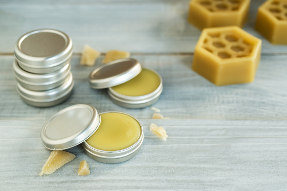 beeswax for pharmaceutical and cosmetic manufacturing