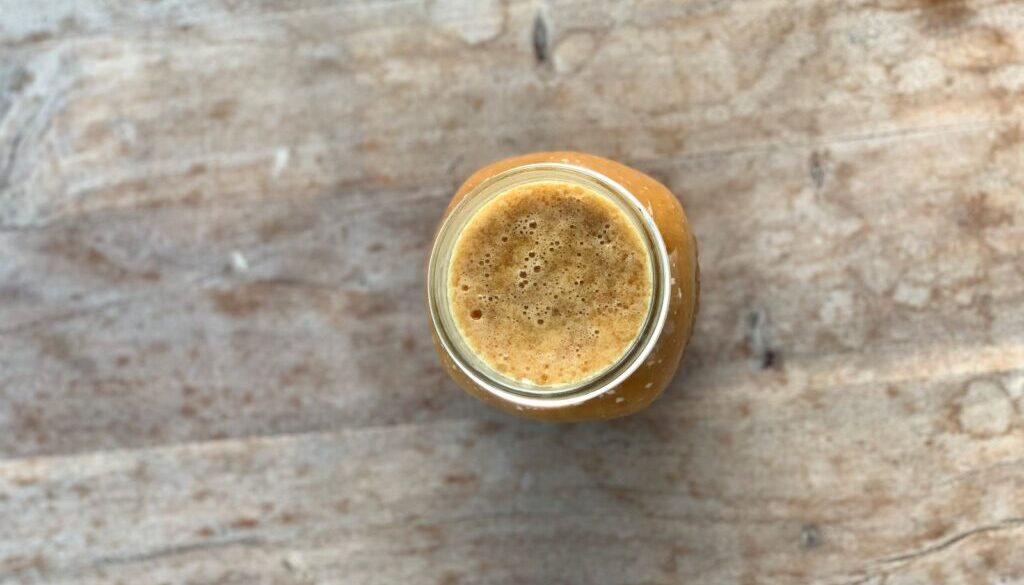 Hampson Honey - Australian raw wholesale honey with white foam on top